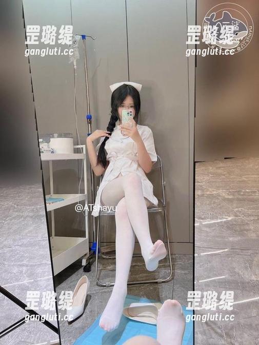 AT鲨的女仆日常——图包打包带走，别忘了点赞哦！