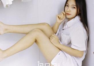 GIRLT果团网 – 一套写真，两种风格：莫雅淇女王的奇妙套图之旅！
