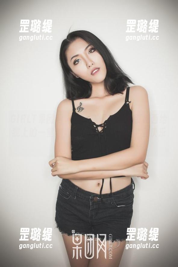 GIRLT果团网 - 每一张写真都是裴希西给我上的一堂幽默课，教室图集，学会快乐！