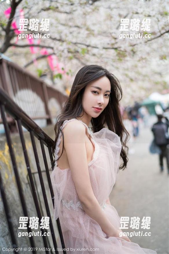MiStar魅妍社 - 职业装不再乏味——Jenny佳妮的写真合集让你眼前一亮！