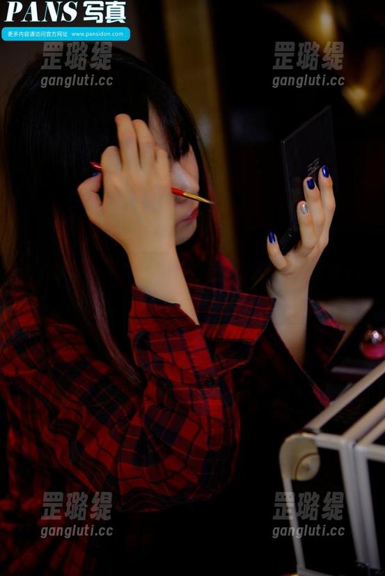 PANS - 下载美惠子豹纹写真，感觉自己被野性唤醒了