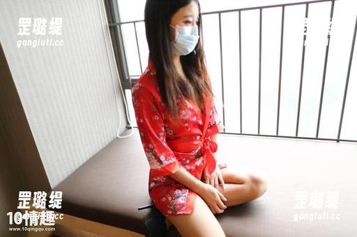 ROSI黑边蕾丝，全套图包带你心动不已，毕竟谁能拒绝这种风情？