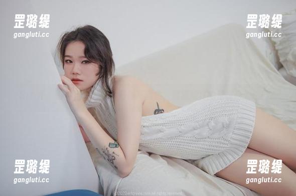Sira(시라)的自拍艺术：最新写真集，难道她真的是在偷天换日？