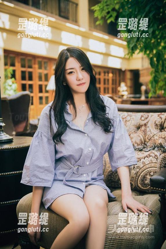TouTiao头条女神 - 周治宇的在线厨房：高清捕捉厨娘的每一个灵动瞬间