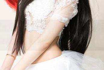 UGirls尤果网 – 看李思宁海边全套图包，突然觉得我也想去海边散散心。