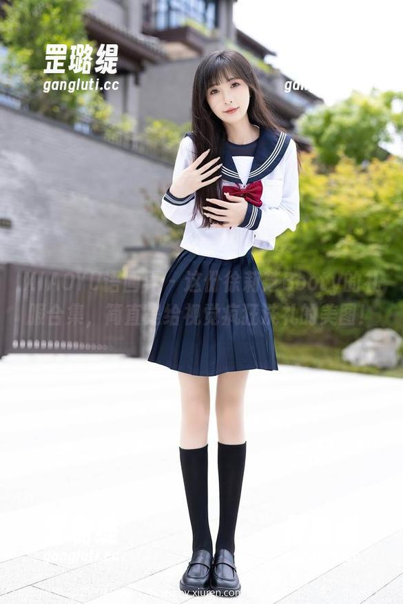 XIAOYU语画界 - 这份徐莉芝Booty的礼服合集，简直是给视觉疯狂洗礼的美图！