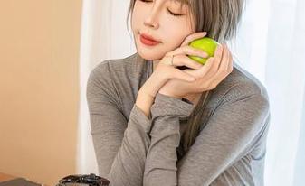 XINGYAN星颜社 – 心妍小公主的自拍分享——来，感受一下这份随性的优雅！