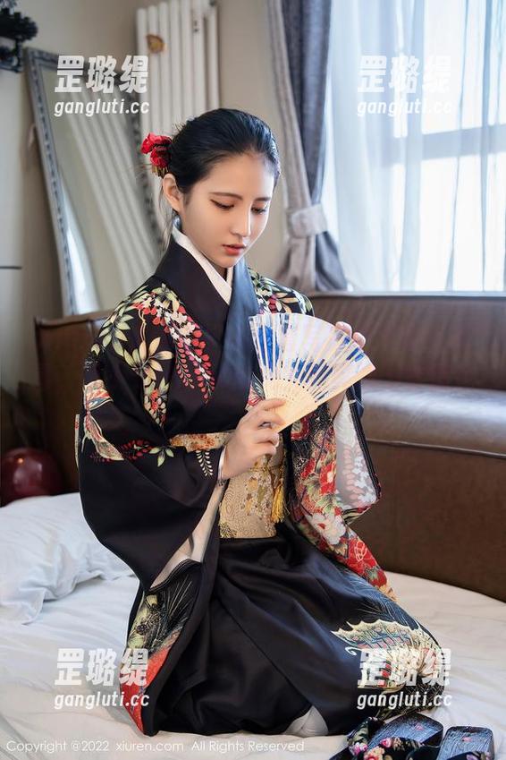 Xiuren秀人网 - 在全套写真中找到小惊喜，伊小七MoMo的兔女郎真是不容错过！
