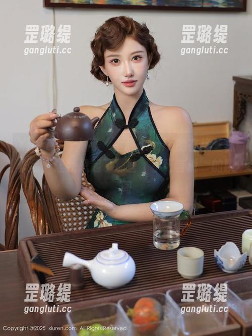 Xiuren秀人网 - 小甜angle的在线丝袜作品，让我想起了那些‘不可言说’的瞬间