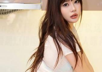 Xiuren秀人网 – 裙子怎么可以这么好看？杨晨晨短裙图包，简直让人眼花缭乱