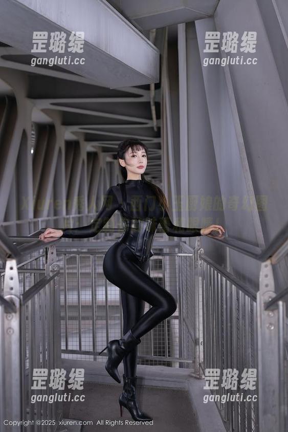 Xiuren秀人网 - 西门小玉厨娘的奇幻图片：定制你的味蕾和眼睛！