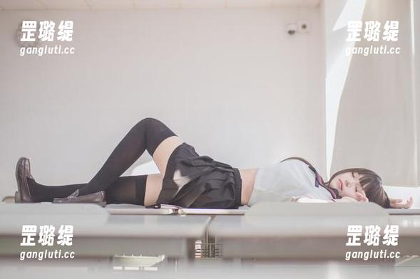 妹汤物语大揭秘，Yoko宅夏的校服分享竟然让我梦回学生时代！