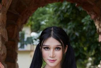 YouWu尤物馆 – 看小探戈的泳衣套图，感觉自己也快漂浮在海面了LOL
