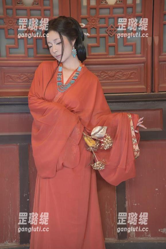 yuuhui玉汇 雨中透明兔女郎进阶套图——yuuhui玉汇教你如何在湿润中优雅转身