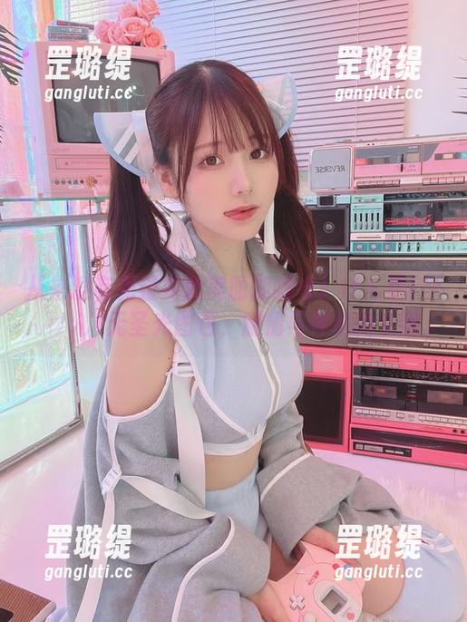 从来没有见过如此美丽的睡衣！けん研(けんけん)无圣光图包，激情与神秘的交融。