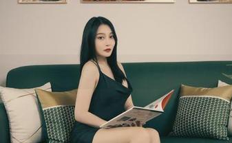 丽柜 – 御姐换丝的新境界，快来观看凉儿的神奇图包！