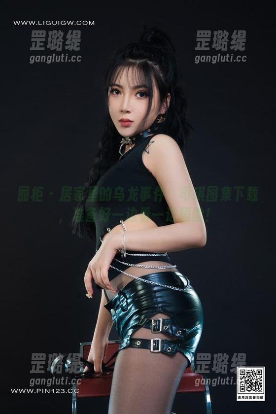 丽柜 - 居家里的乌龙事件：司琪图集下载，准备好一边看一边捂脸！