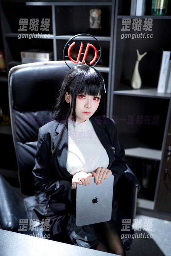 九柒喵美游最新套图，感觉每一张都在撩动心弦！