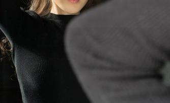 克拉女神 – 佳莹红裙精选：是时候让每个角落都感受一下红焰的温度了！