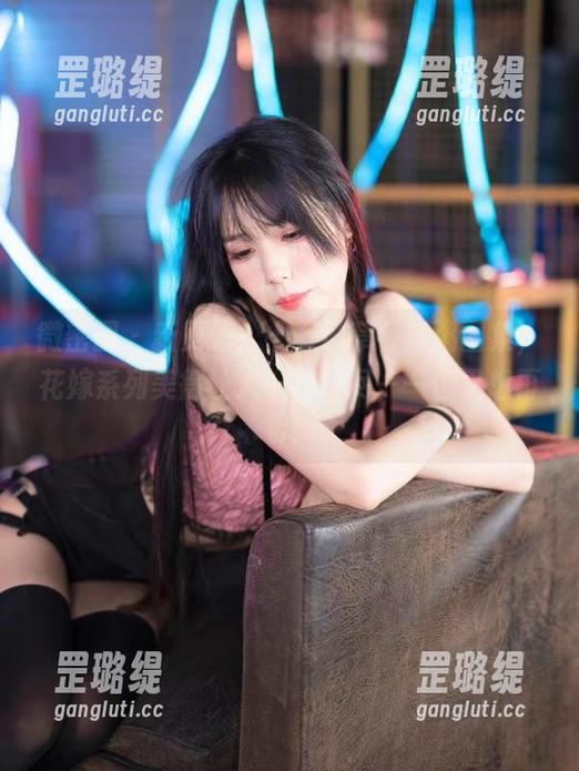 十万口草莓粥粥 微密圈 - 新更新!十万口草莓粥粥图集,花嫁系列美得让人一言难尽——但又想再看!