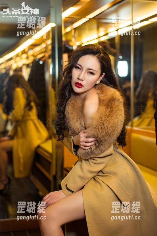 头条女神-周熙妍 头条女神 - 周熙妍:少女定制、心动瞬间,什么是艺术,什么是幻想?