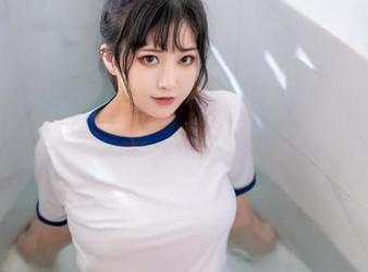 遇见皮衣大魔王！奇行家狗崽私拍套图，时尚又不失乐趣！