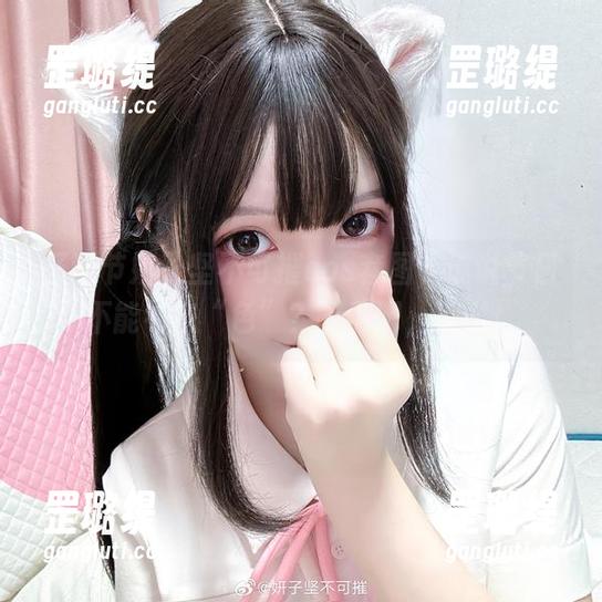 圣诞节妍子坚不可摧cos套图，谁说节日不能有点“色”？下载吧，不谢！