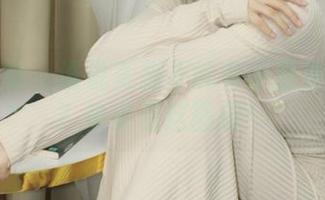 小众视觉 – 谁说美脚不能有小薯条的风格？快来看这图册！