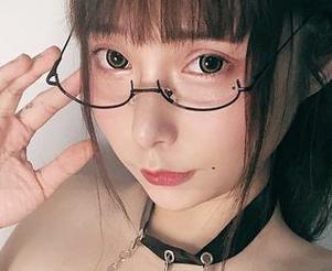 如果说小泉学姐吖的花嫁写真是梦，图册就是我不想醒来的理由！