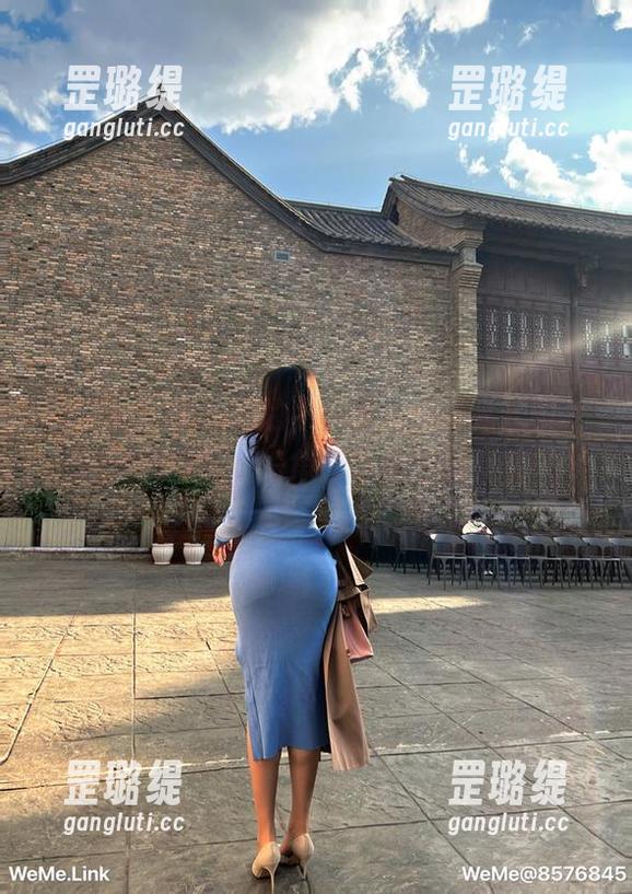 微密圈 - 小芯酱的牛奶季：无圣光套图，拍照的同时，犄角也得保持幽默哦！