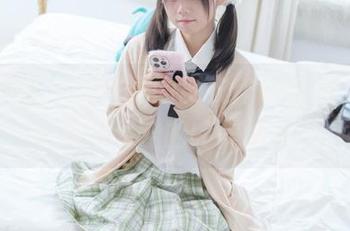 少女秩序 – 在小满的皮衣作品集中，找到了高清和酷的完美结合！