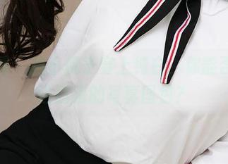 尤果网 – 当小桃子穿上纯白，你能否抵挡这诱惑的写真图包？