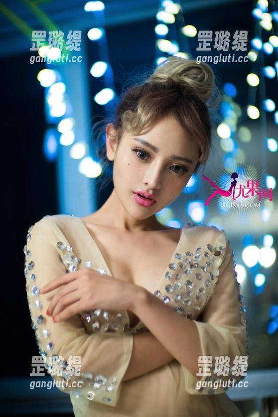 尤果网-松果儿 尤果网 - 无法抗拒的诱惑!松果儿死库水套图新更新,快来一探究竟!