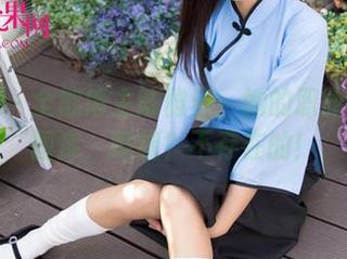 尤果网 – 全能博主陈雅漫：她的职业装写真图库，逻辑？不存在的！