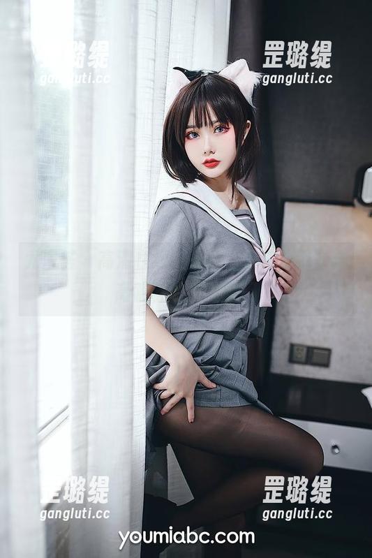 尤蜜荟 - 高清在线，来看“合法萝莉”穿高跟鞋的魔力瞬间