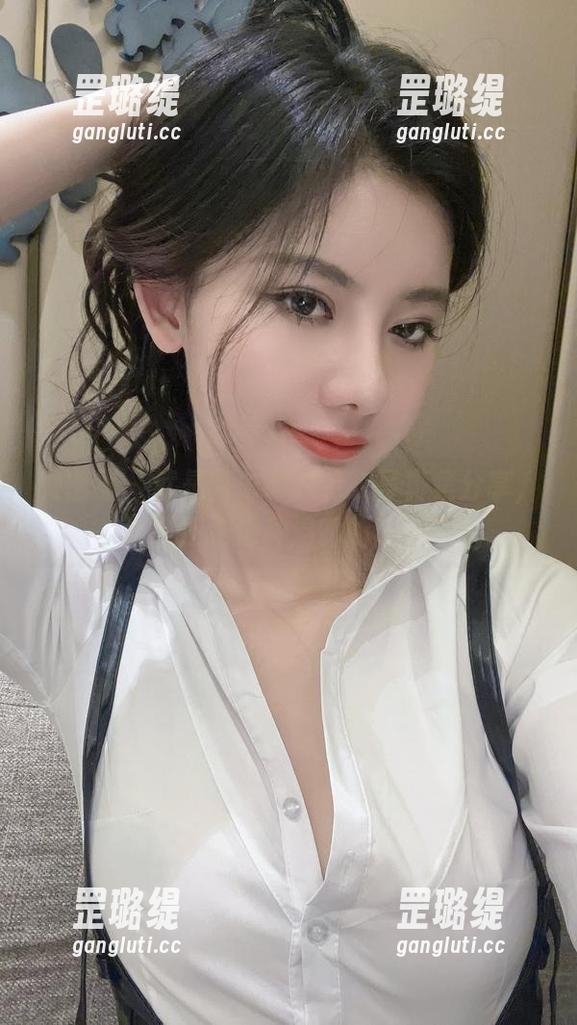 微密圈 - 就是阿朱啊的毛衣写真集分享，谁能拒绝这种温暖的诱惑？