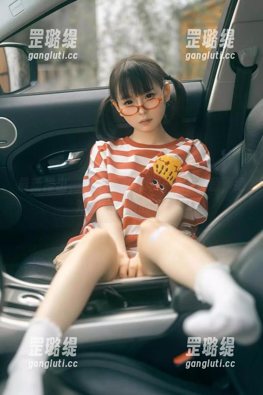 幼水铃衣 最新推出,幼水铃衣的电子女友资源,绝对无法拒绝的可爱!