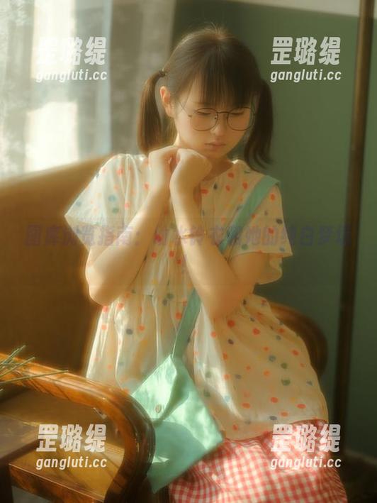 图库浏览指南：幼水铃衣和她的纯白梦境！