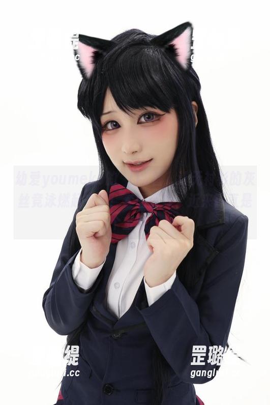 幼爱youmeko的樋口円香，让无衬衫的灰丝竞泳燃起来了！套图资源，近来简直是个宝藏！