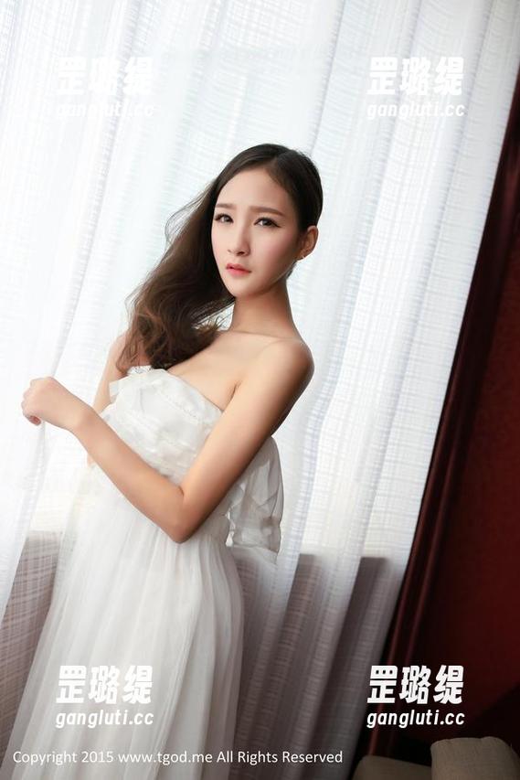 推女神 - 哈哈，莫雅淇教你瑜伽：我真的只是想看美女，顺便分享下这些图片