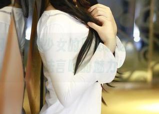 果团网：丰唇少女的隐秘精选，感受那种无法言喻的魅力！