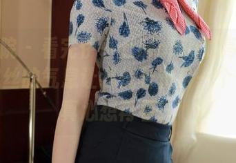 模范学院 – 看完伊小七MoMo的高清套图，裤里丝的气息让我恍若置身一个仙境，真心想再看！