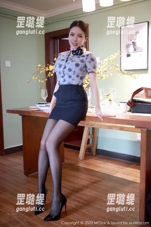模范学院 - 兜豆靓Youlina的和服写真，感觉每个角度都是个故事！