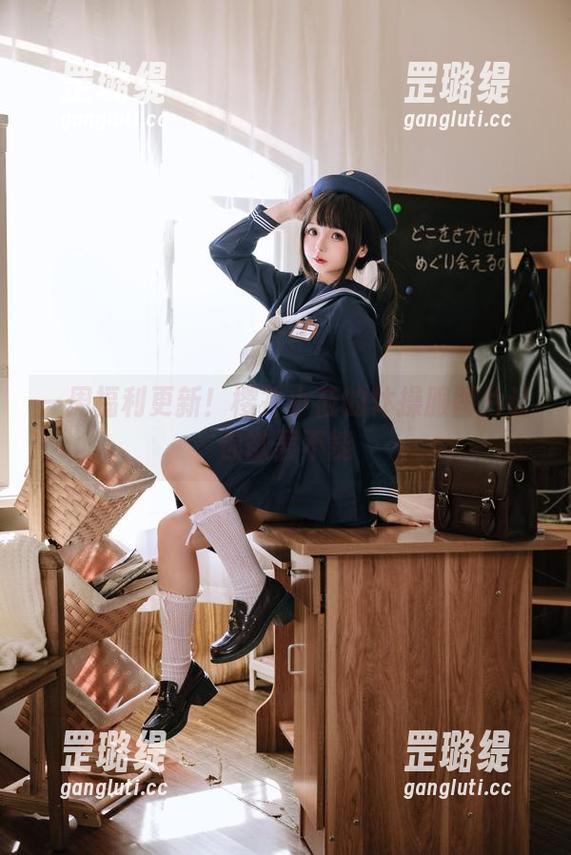 一周福利更新！樱井小莜的体操服图片让你欲罢不能