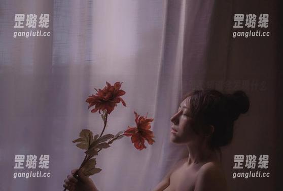 为什么要下载樱晚gigi少女图包？因为你绝对不知道会发现什么惊喜！