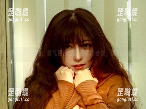 樱晚gigi在线：香气四溢的红酒写真合集，诱惑难挡！