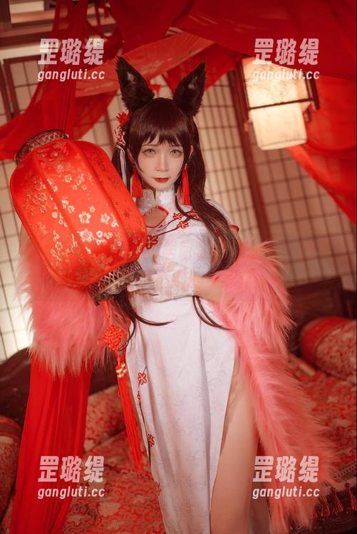 在樱落Selena的居家私房作品中，找寻那些意想不到的小乐趣。