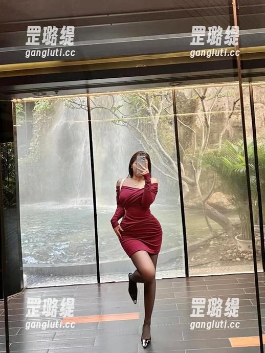 洁己u 微密圈 - 洁己u的教室:那个免费图包里藏着你想象不到的‘内容’!