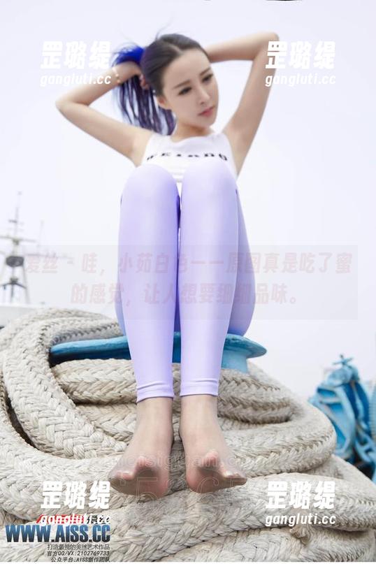 爱丝 - 哇，小茹白色——原图真是吃了蜜的感觉，让人想要细细品味。