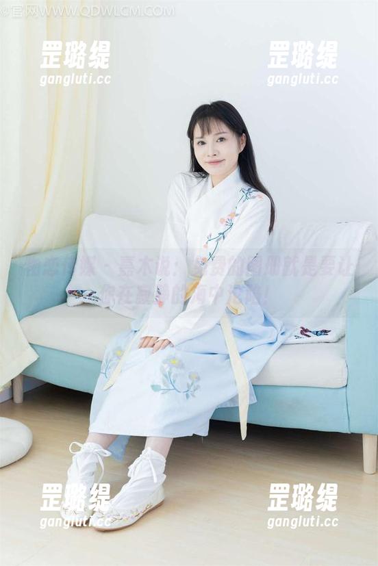 物恋传媒-嘉木 物恋传媒 - 嘉木说:免费的图册就是要让你在寂静的海中沦陷!